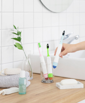 The smart Paste-dispensing Toothbrush